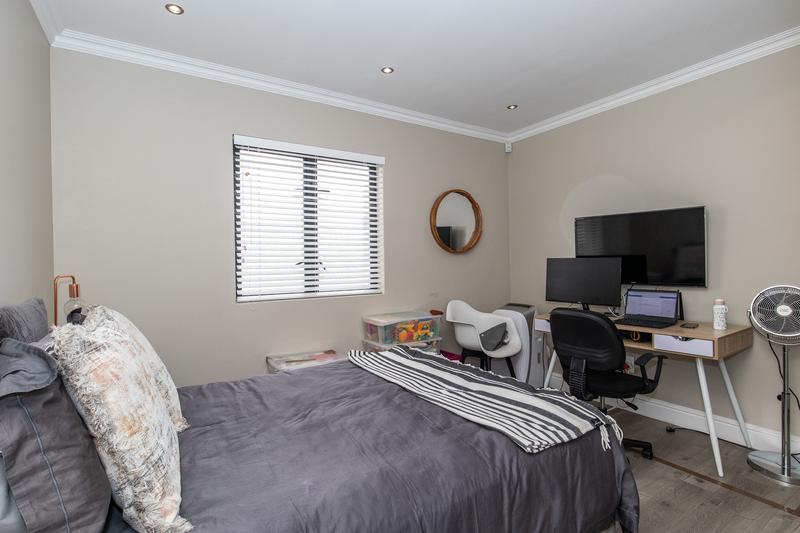 To Let 3 Bedroom Property for Rent in Constantia Western Cape